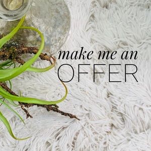 ✨ALL REASONABLE OFFERS CONSIDERED✨ ✨